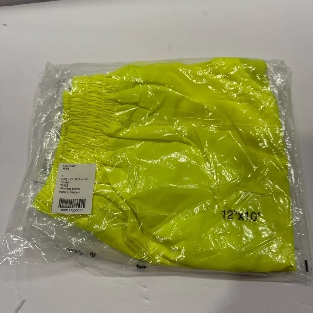 lululemon athletica brand new